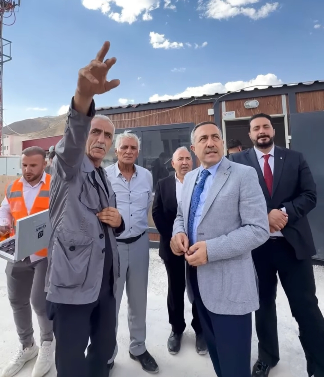 Başkale’ye Sağlıkta Dev Yatırım: 75 Yataklı Modern Devlet Hastanesi Yükseliyor