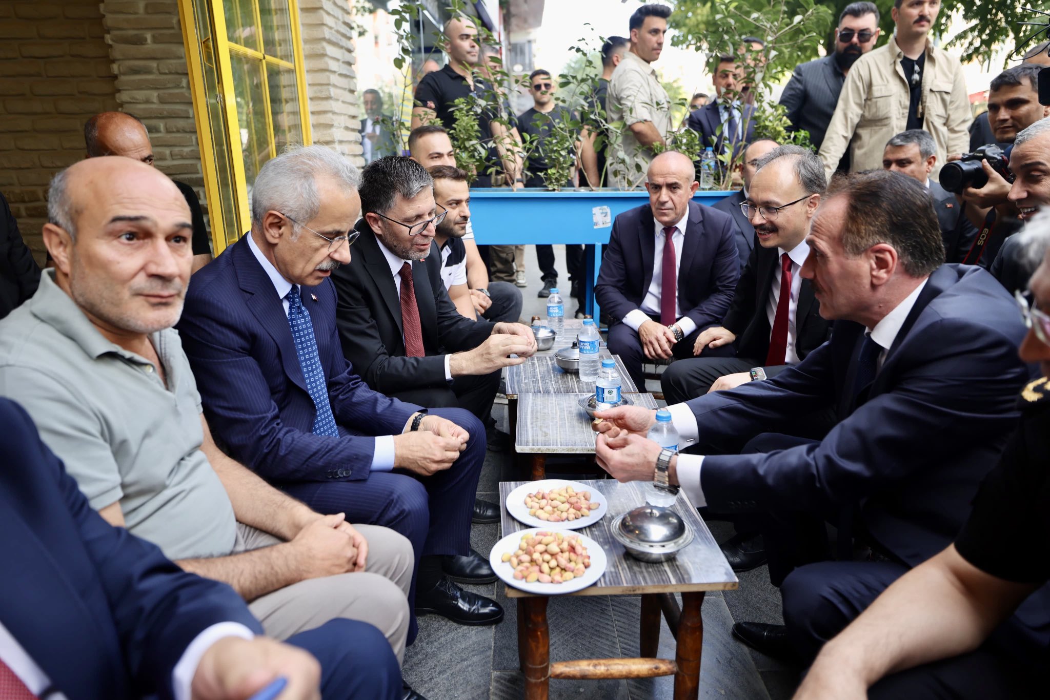 Bakan Uraloğlu Siirt’te Esnaf Ziyaretinde Bulundu