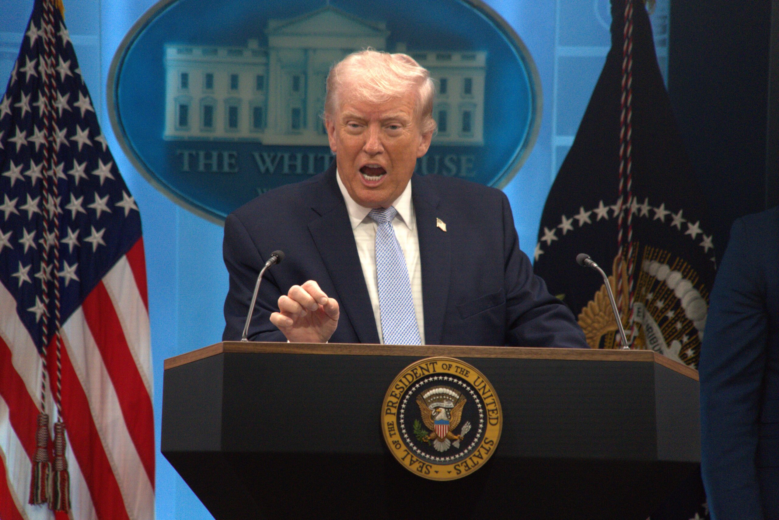 Trump’tan İran Ve Saat Uygulamasına İlişkin Dikkat Çeken Çıkış