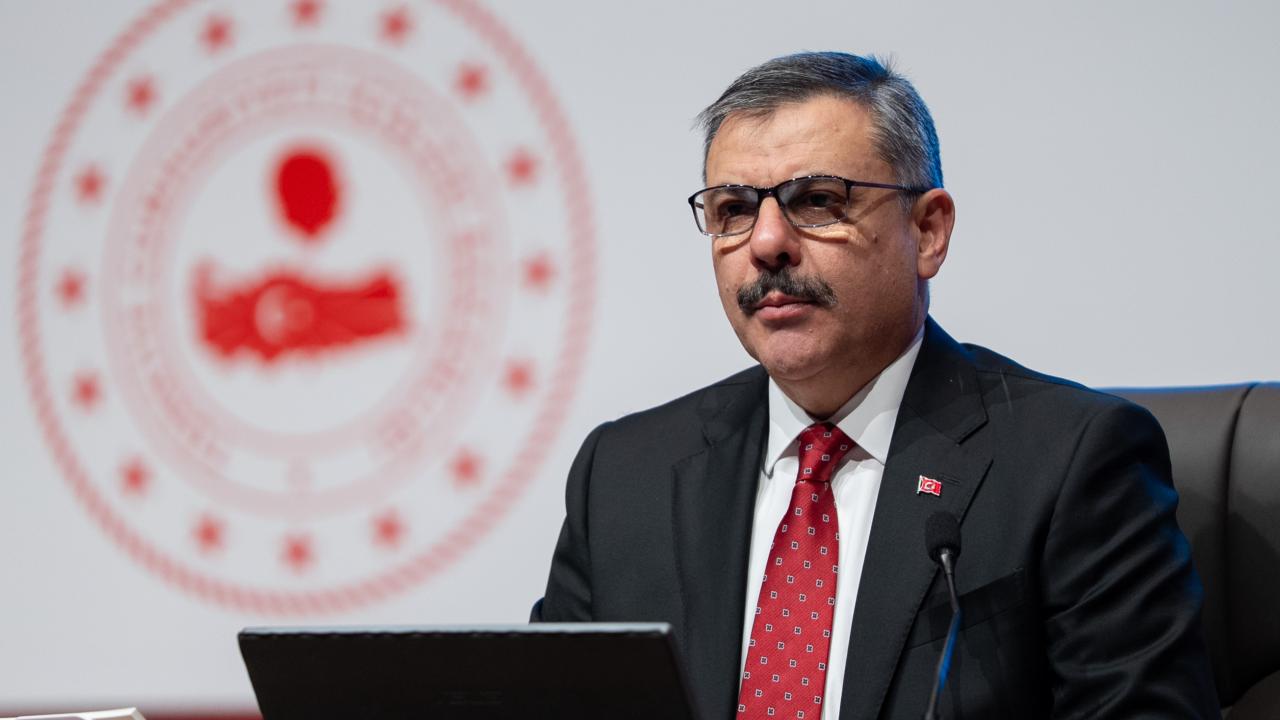 Bakan Çiftçi Duyurdu: Gürcistan’da Kırmızı Bültenle Aranan 22 Kişi Yakalandı
