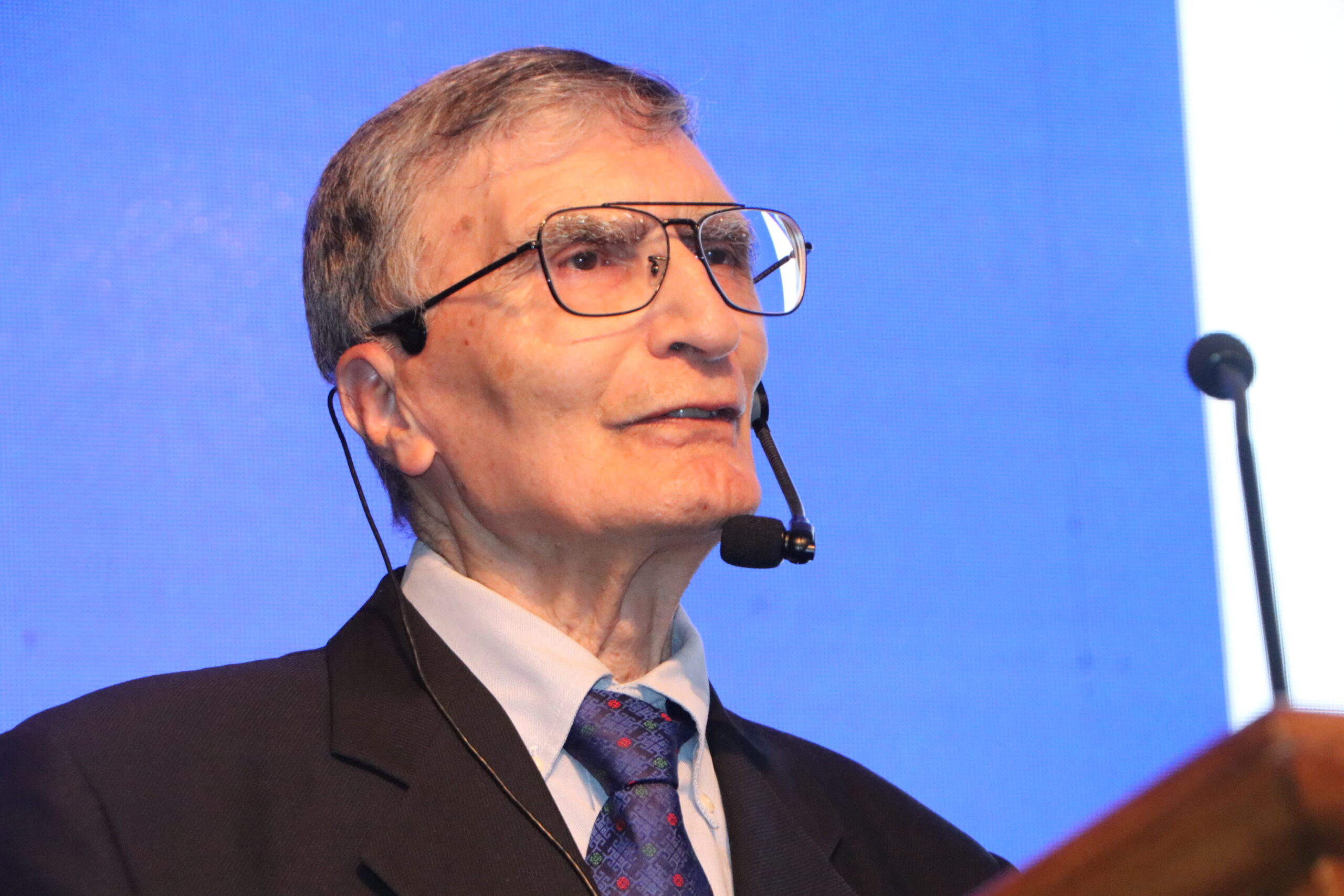 Aziz Sancar’dan Bilim Vurgusu: Türk Devletleri Dünyayla Yarışmalı