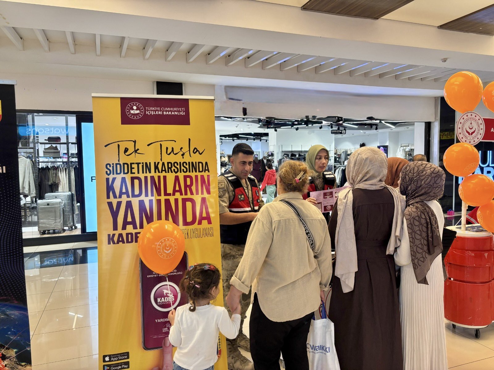 Siirt’te Şiddet, Bağımlılık Ve Siber Tehditlere Karşı Bilgilendirme Seferi