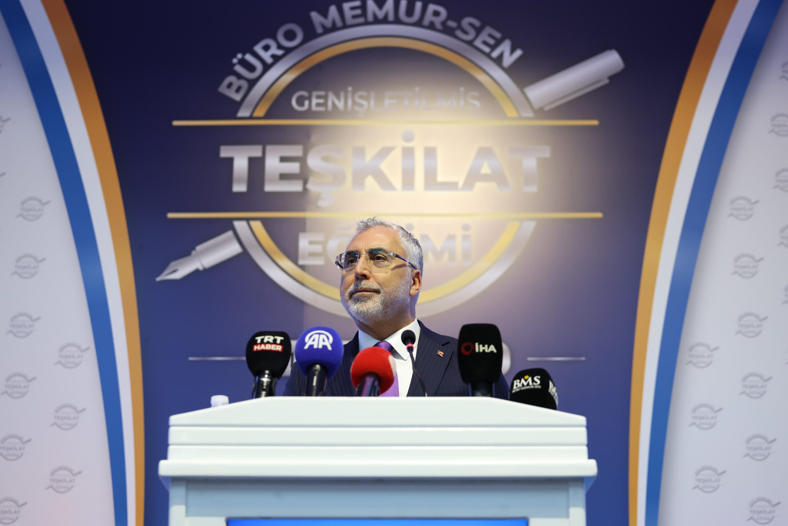 Bakan Işıkhan: Şehit Ve Gazi Çocuklarına 609 Milyon Liralık Eğitim Desteği Sağlanacak