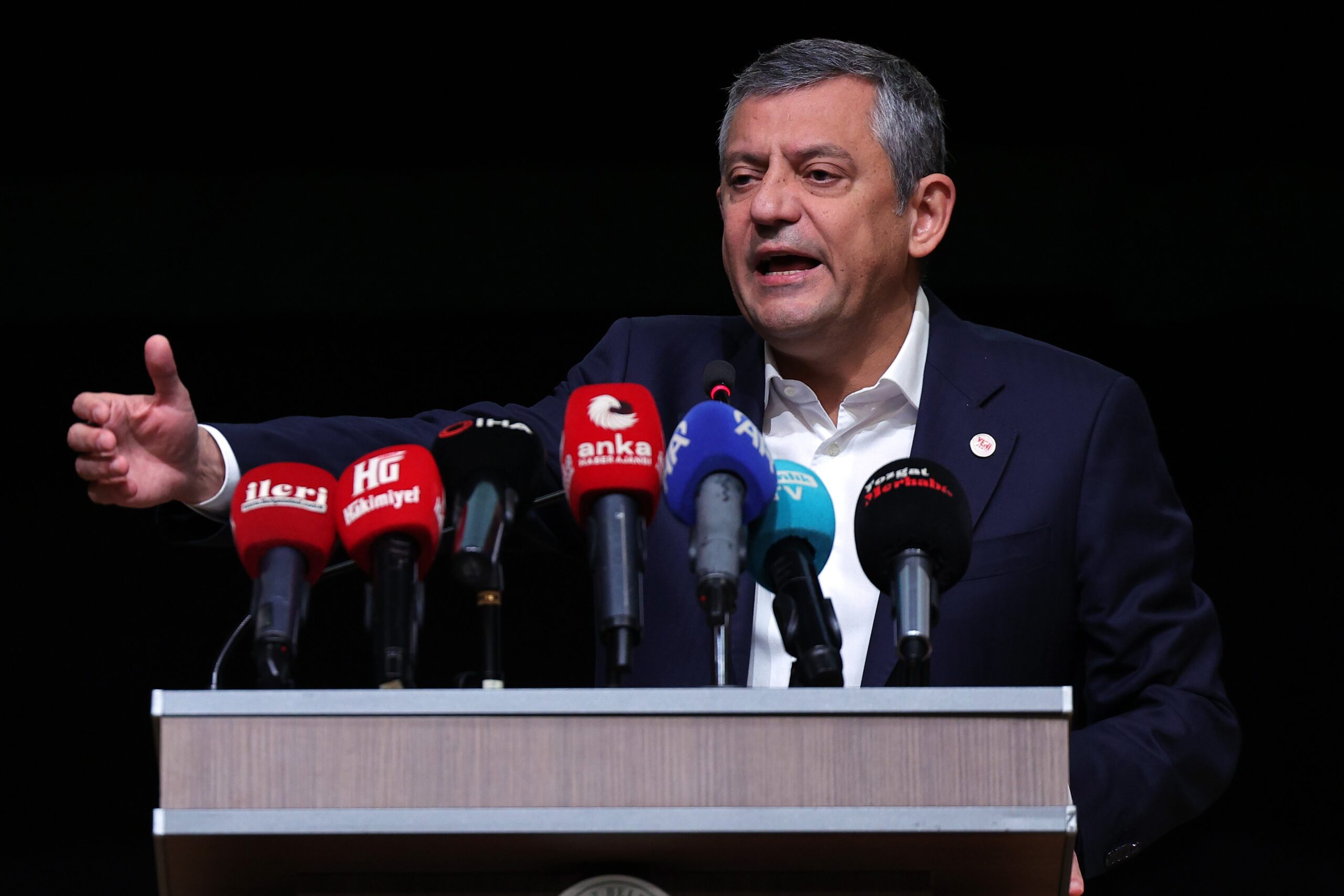 Yeni Parti Lideri Özgür Özel: Ortak Geleceğin Yolunu Açmaya Geliyoruz