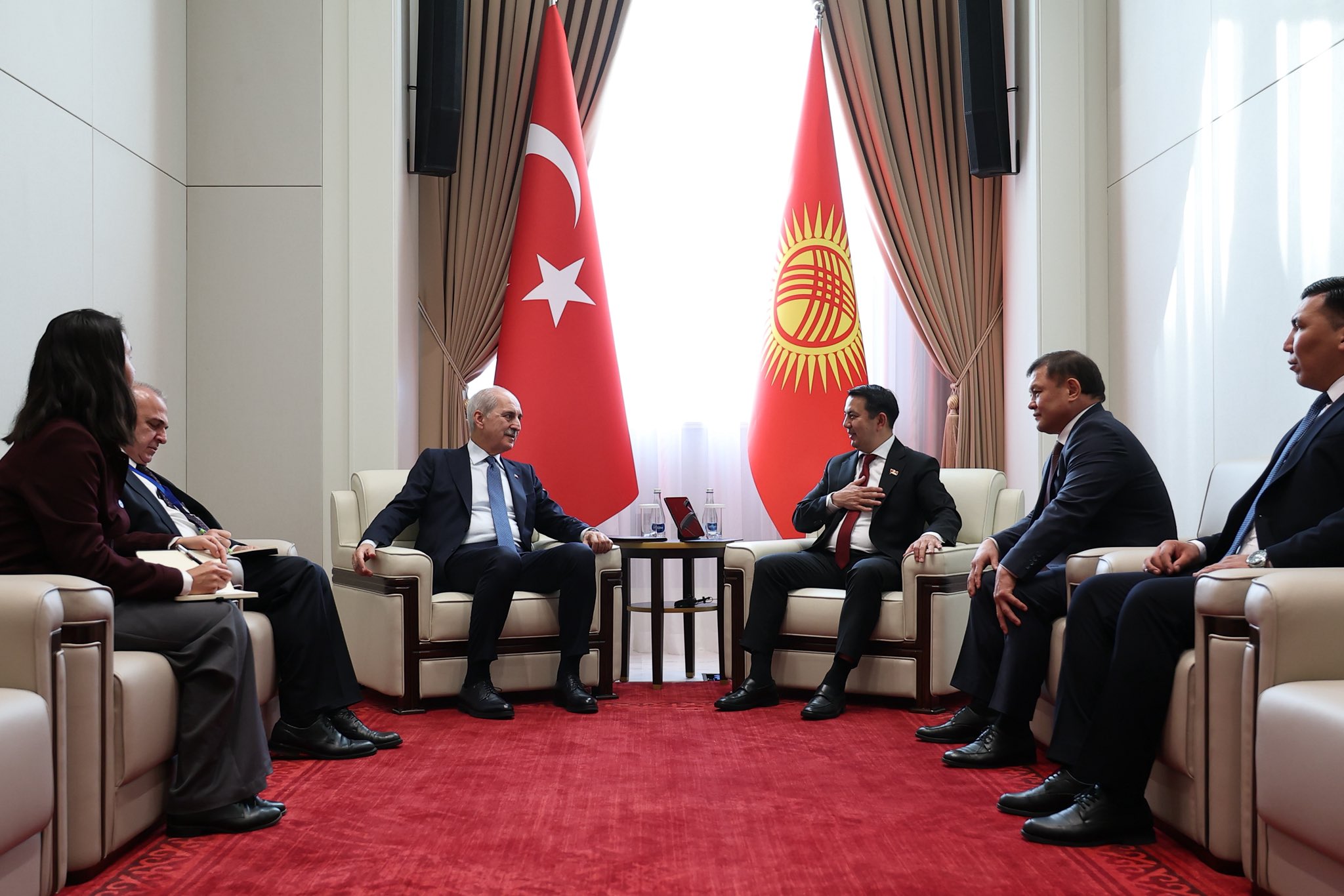 TBMM Başkanı Kurtulmuş Kırgızistan Meclis Başkanı Mamataliyev İle Görüştü