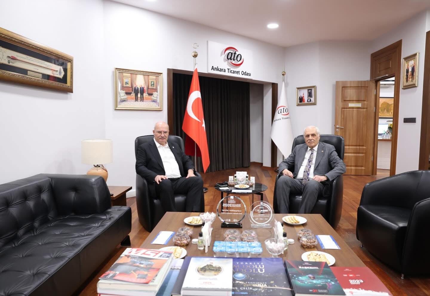 ATO Başkanı Gürsel Baran’a Tebrik: “Hemşehrilerimizin Her Zaman Yanında Oldu”