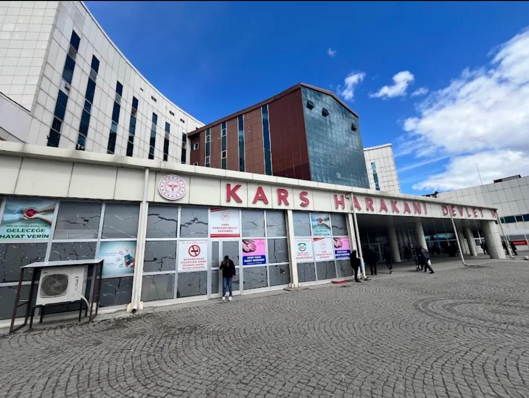 Kars’ta 3 Uzman Hekim Hasta Kabulüne Başladı